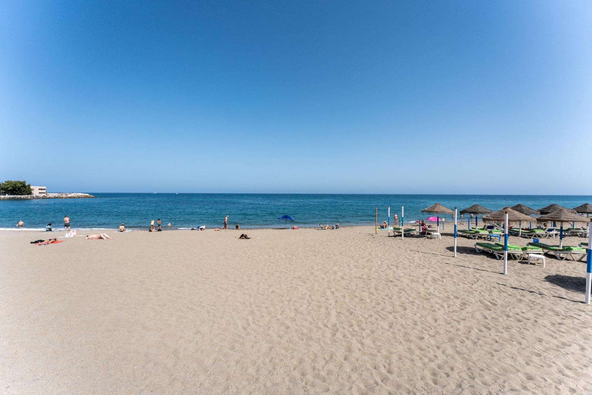 Malagasuite Golden Views Fuengirola Εξωτερικό φωτογραφία